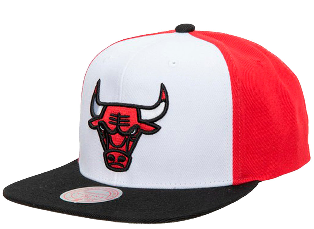 Mitchell & Ness NBA On the Block Bulls Snapback