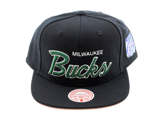 Mitchell & Ness Pink Under Finals Snapback HWC Milwaukee Bucks