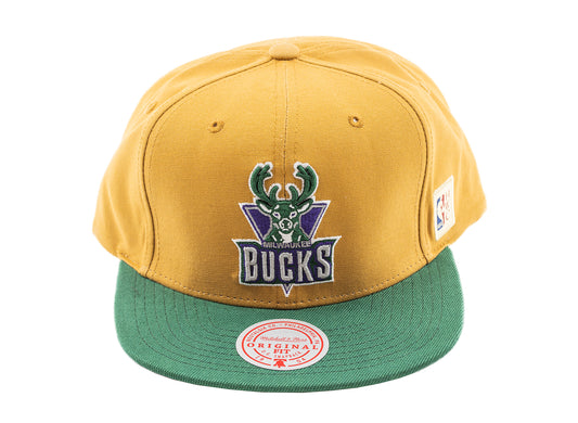 Mitchell & Ness Purple Under Finals Snapback HWC Milwaukee Bucks