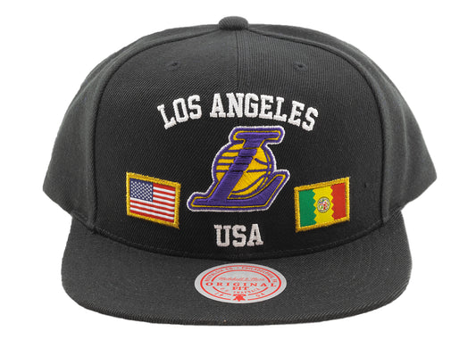 Mitchell & Ness x NBA USA City Pride Snapback 'Los Angeles Lakers'