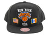 Mitchell & Ness x NBA USA City Pride Snapback 'New York Knicks'