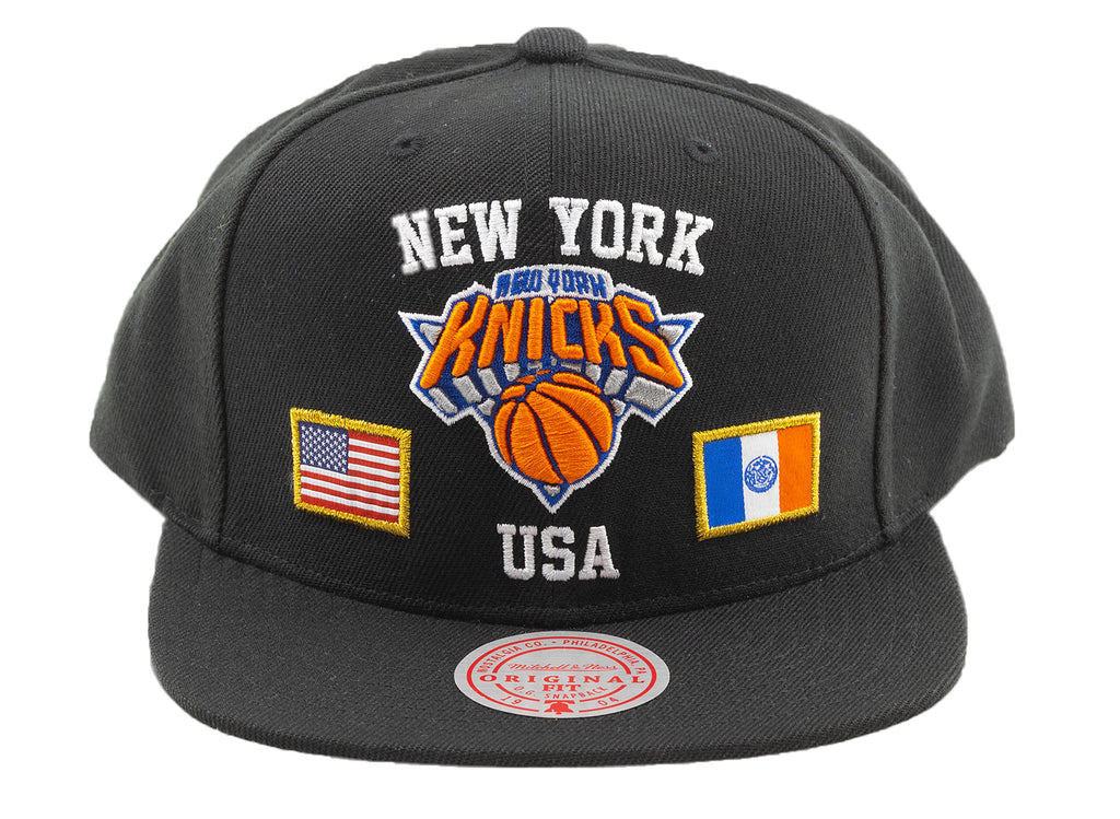 Mitchell & Ness x NBA USA City Pride Snapback 'New York Knicks'