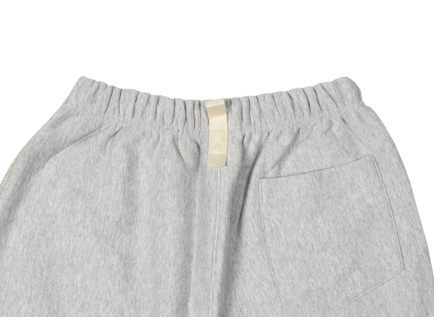 Advisory Board Crystals Sweatpants in Cloud