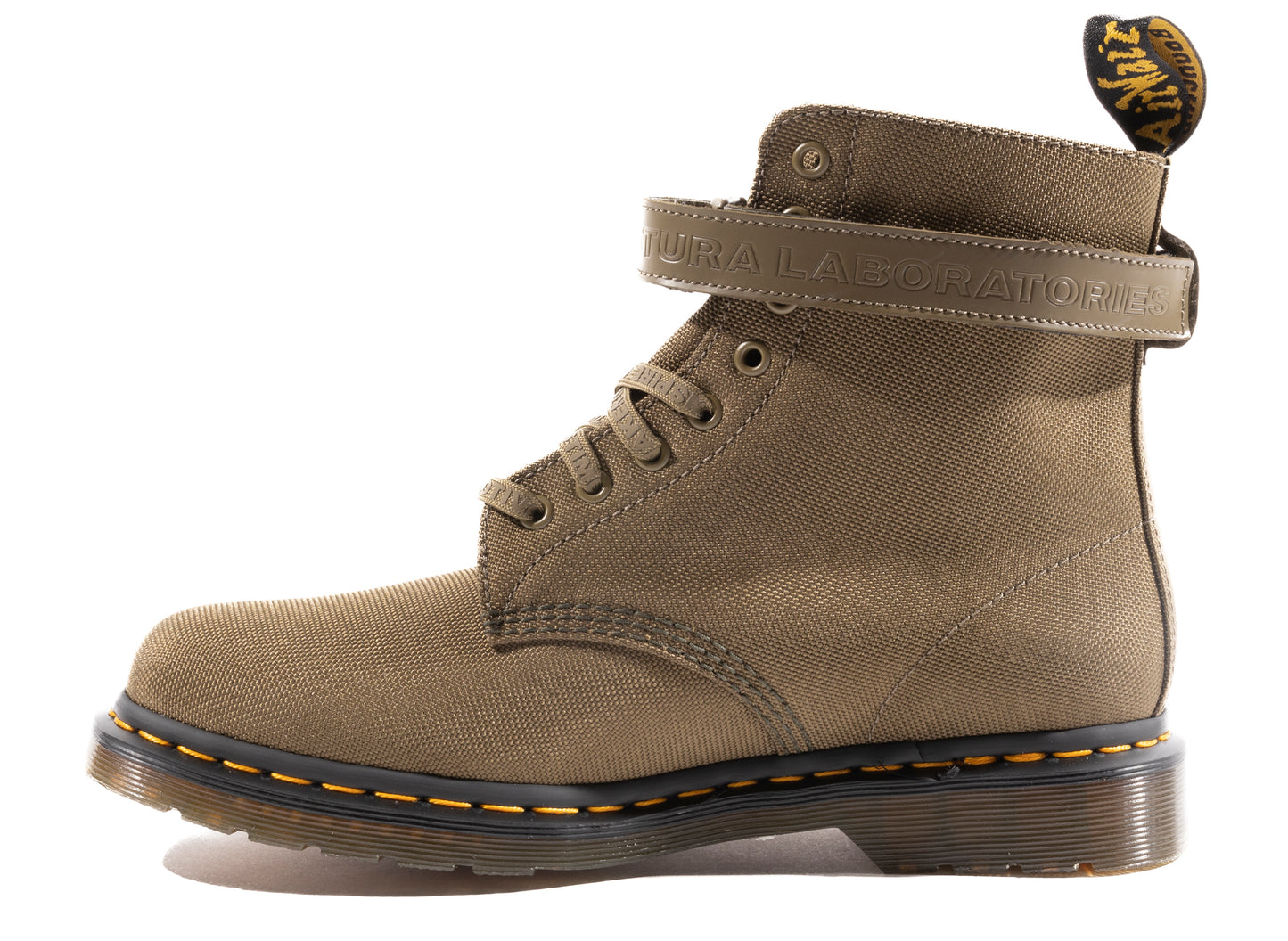 Dr. Martens Futura DMS Extra Tough 50/50 in Olive