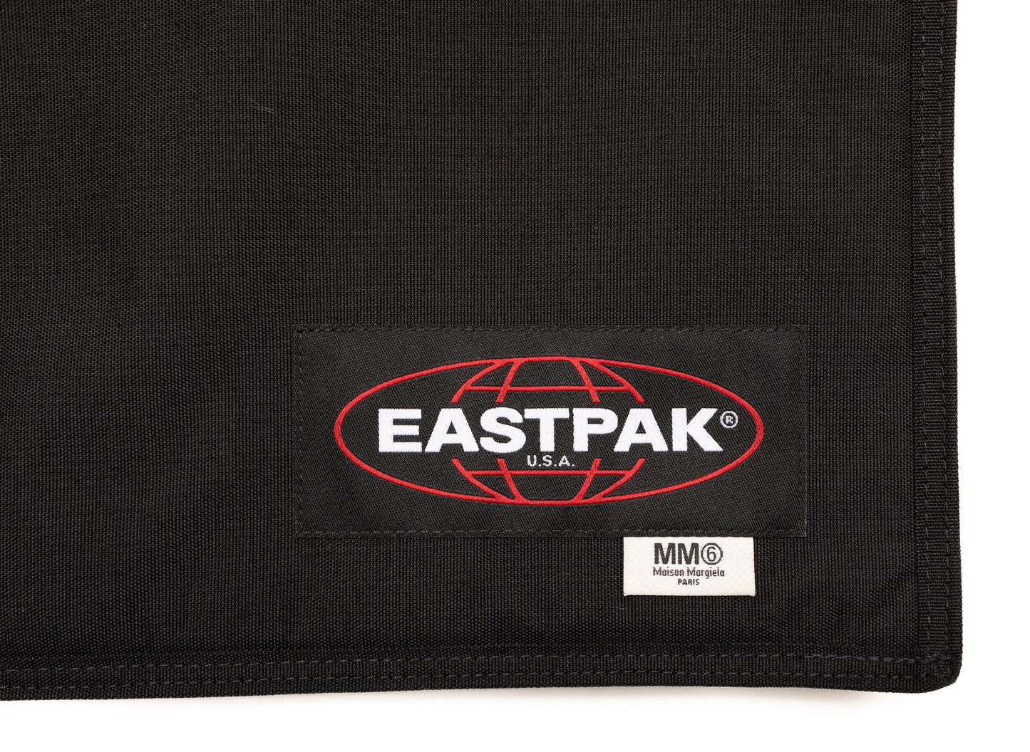 Bandolera Eastpak x Maison Margiela en negro