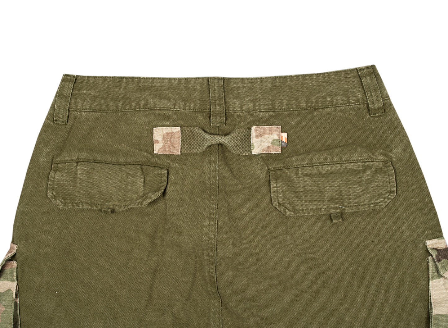 Honor the Gift Operator Cargo Shorts en Verde Militar