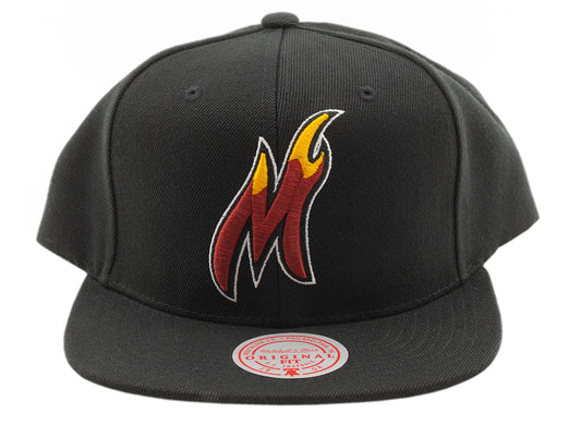 Mitchell & Ness NBA Remix Logo Snapback 'Miami Heat' in Black