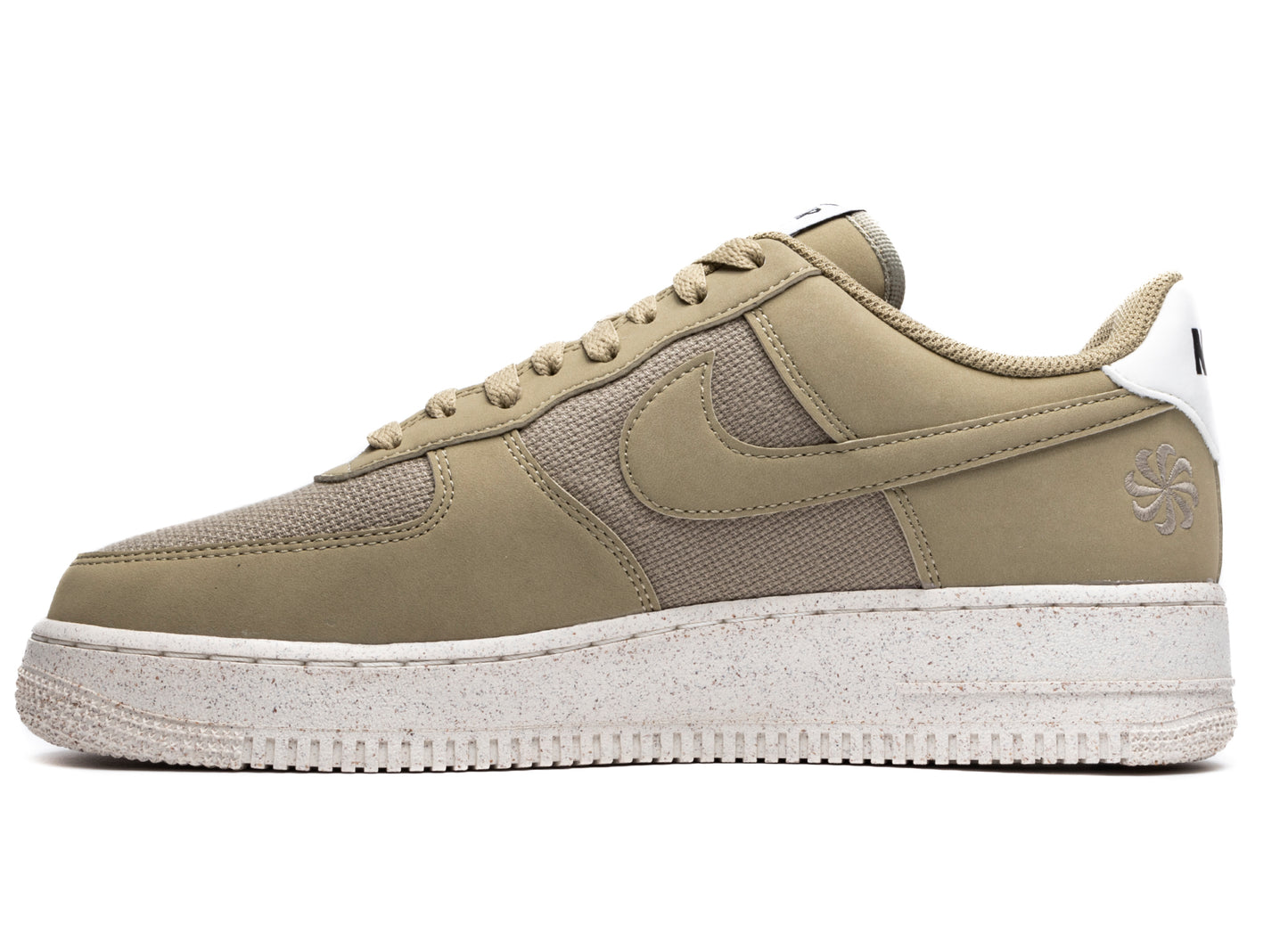 Nike Air Force 1 '07 LV8 - view 3