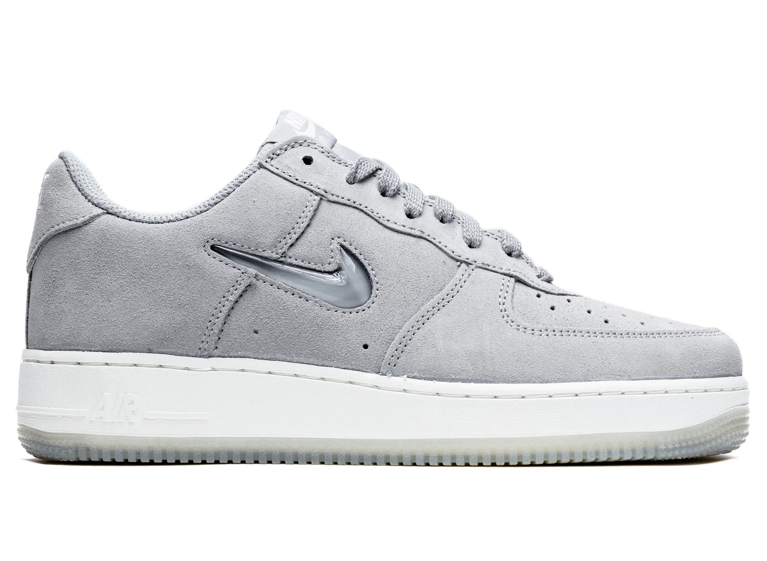 Nike Air Force 1 Low Retro in Light Smoke Grey / Summit White