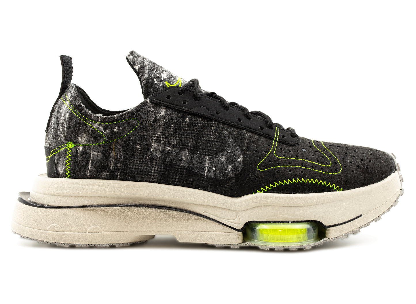 Nike Air Zoom-Type in Black / Electric Green / Light Bone