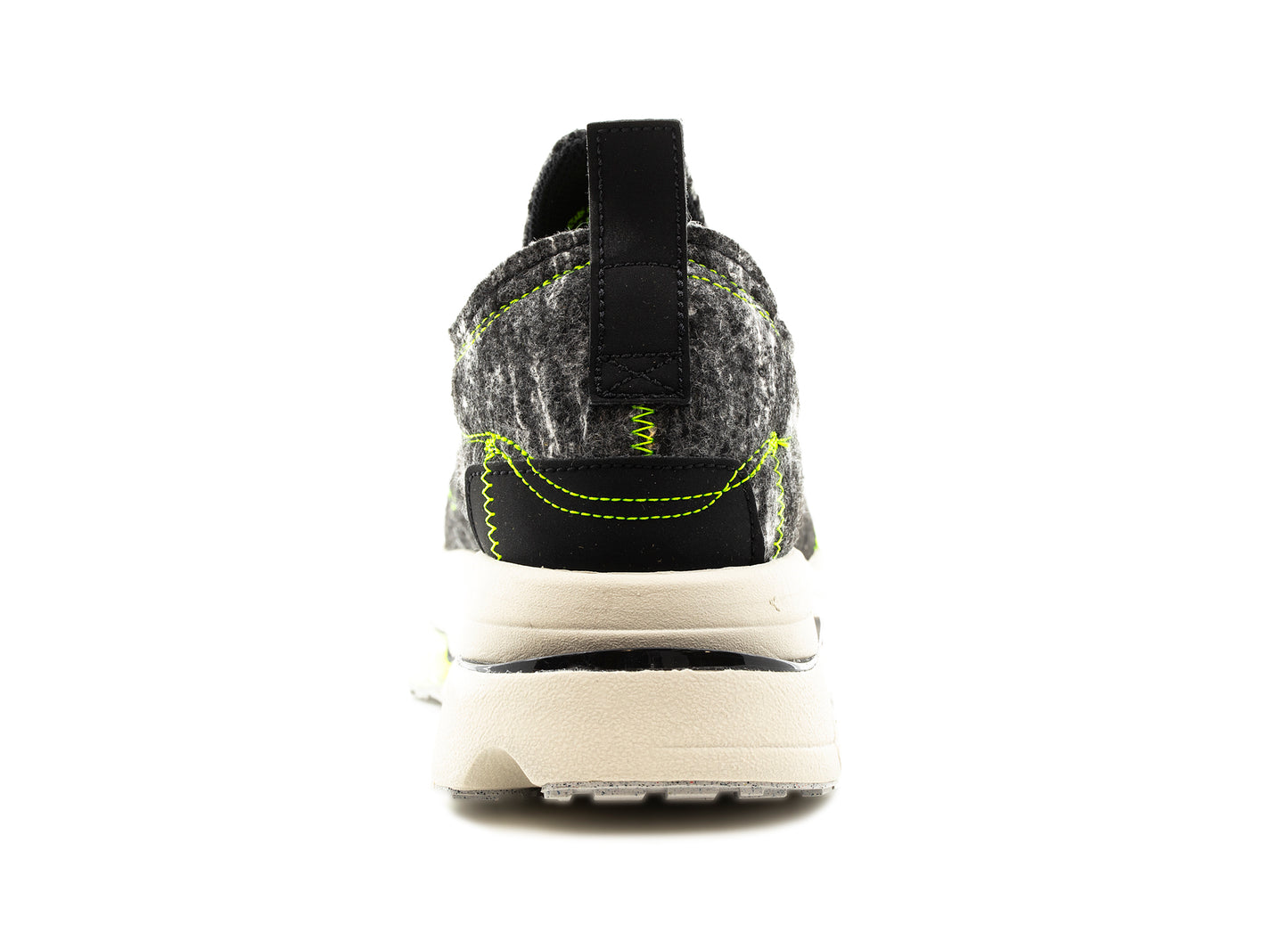 Nike Air Zoom-Type in Black / Electric Green / Light Bone