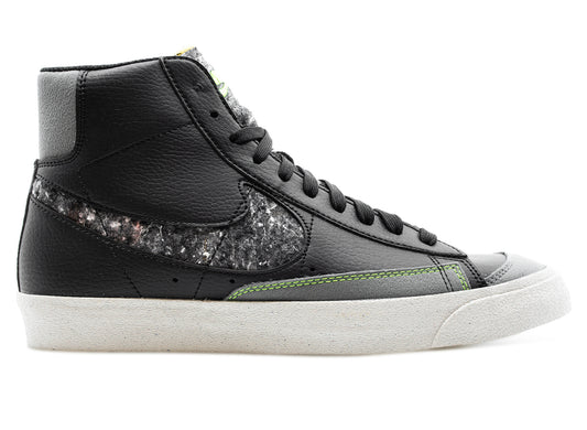 Nike Blazer Mid '77 Vintage in Black / Smoke Grey / Electric Green