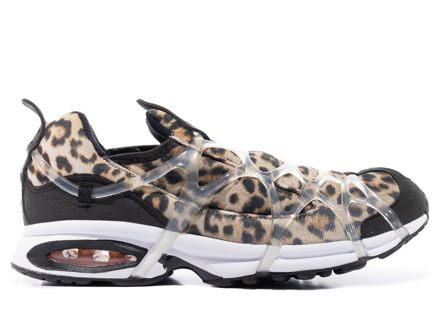 Nike Kukini SE in Black / Kumquat / White