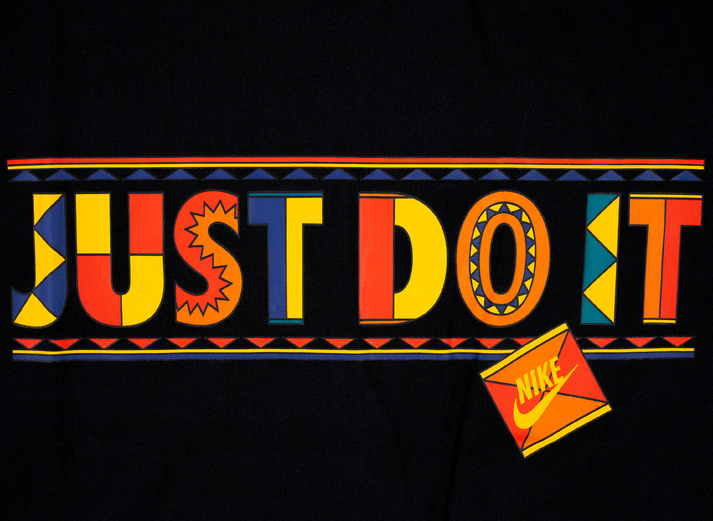 Nike NSW Max90 Re-Issue Tee in Black