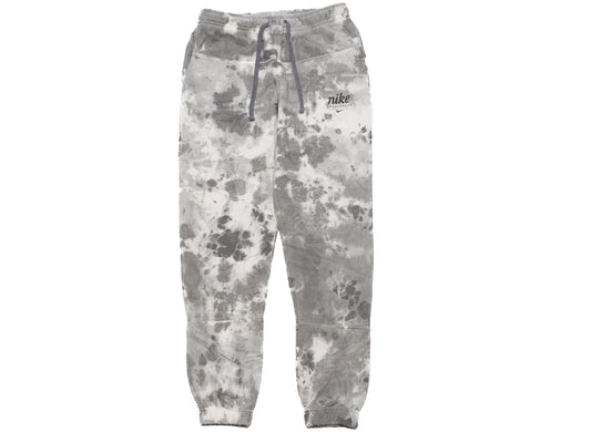 Nike Sportswear Club Fleece Tie Dye Jogger Pants in Off Noir / Iron Grey / Light Smoke Grey