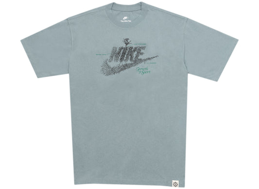 Nike Sportswear Graphic Tee in Aviator Grey