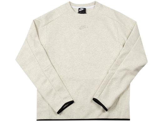 Nike Sportswear Tech Fleece Crewneck in White