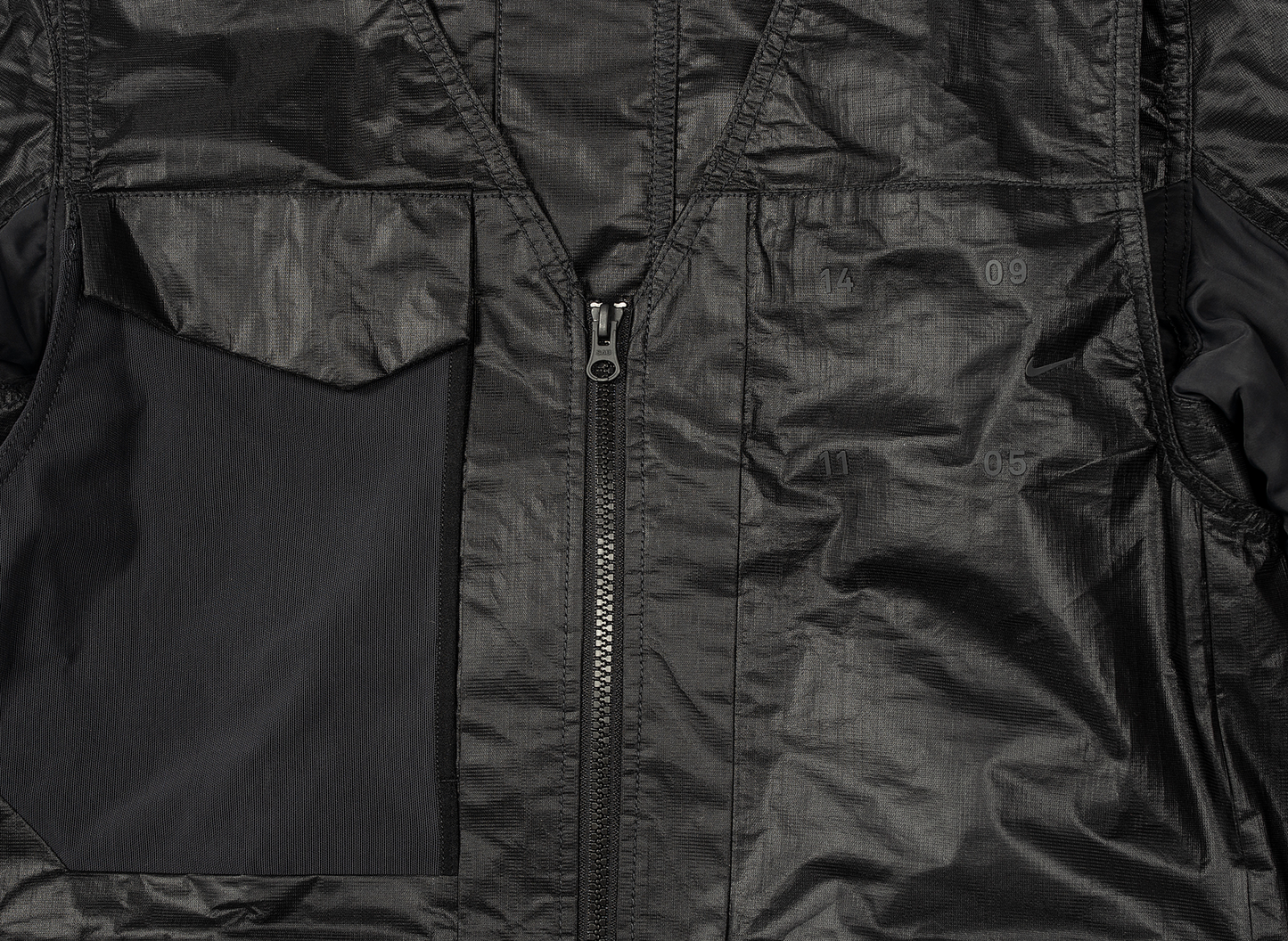 Nike Sportswear Tech Pack Synthetic Fill 3-in-1 Jacket in Black / Reflective Silver