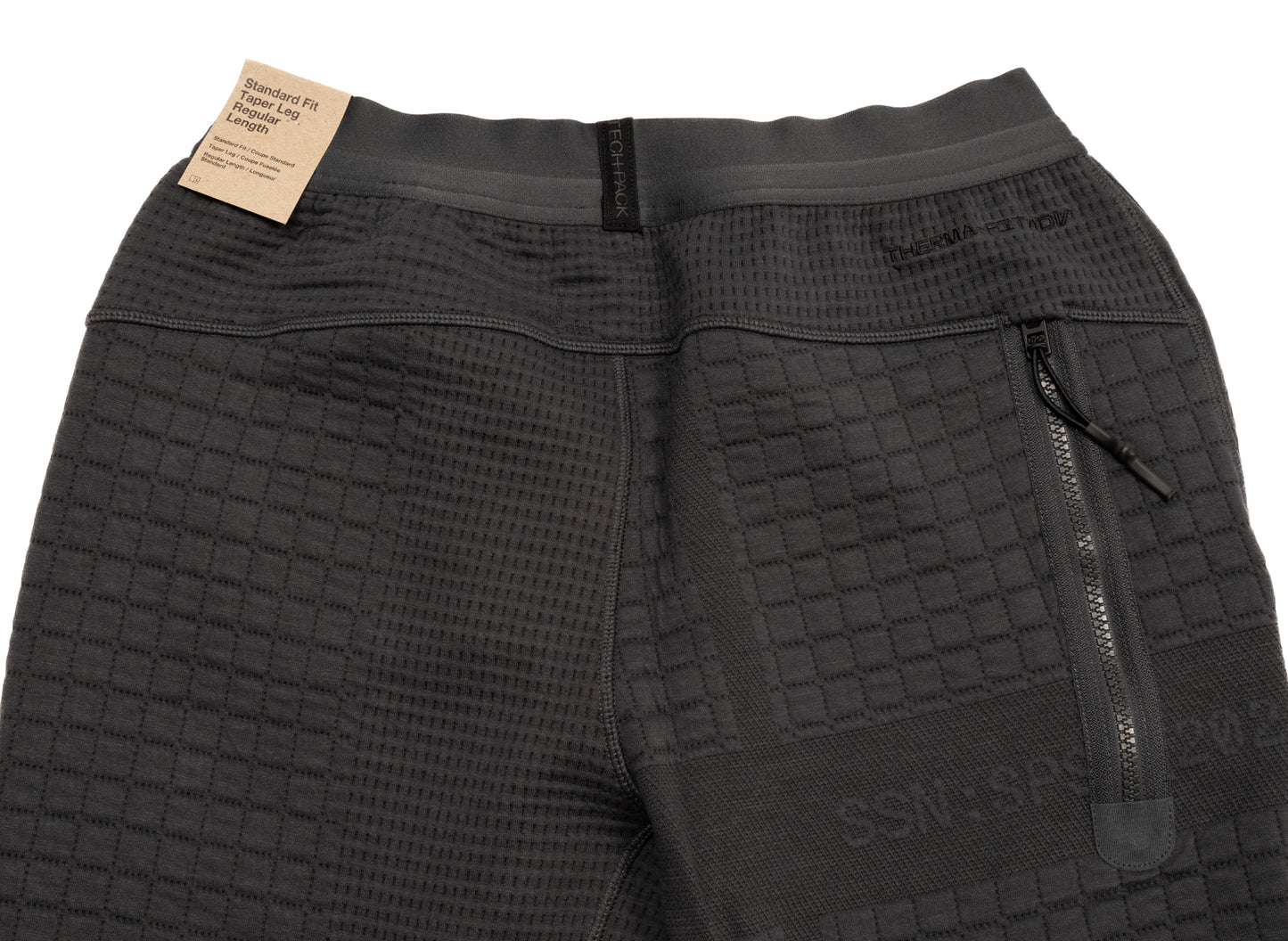 Nike Sportswear Therma-Fit ADV Tech Pack Pants in Anthracite