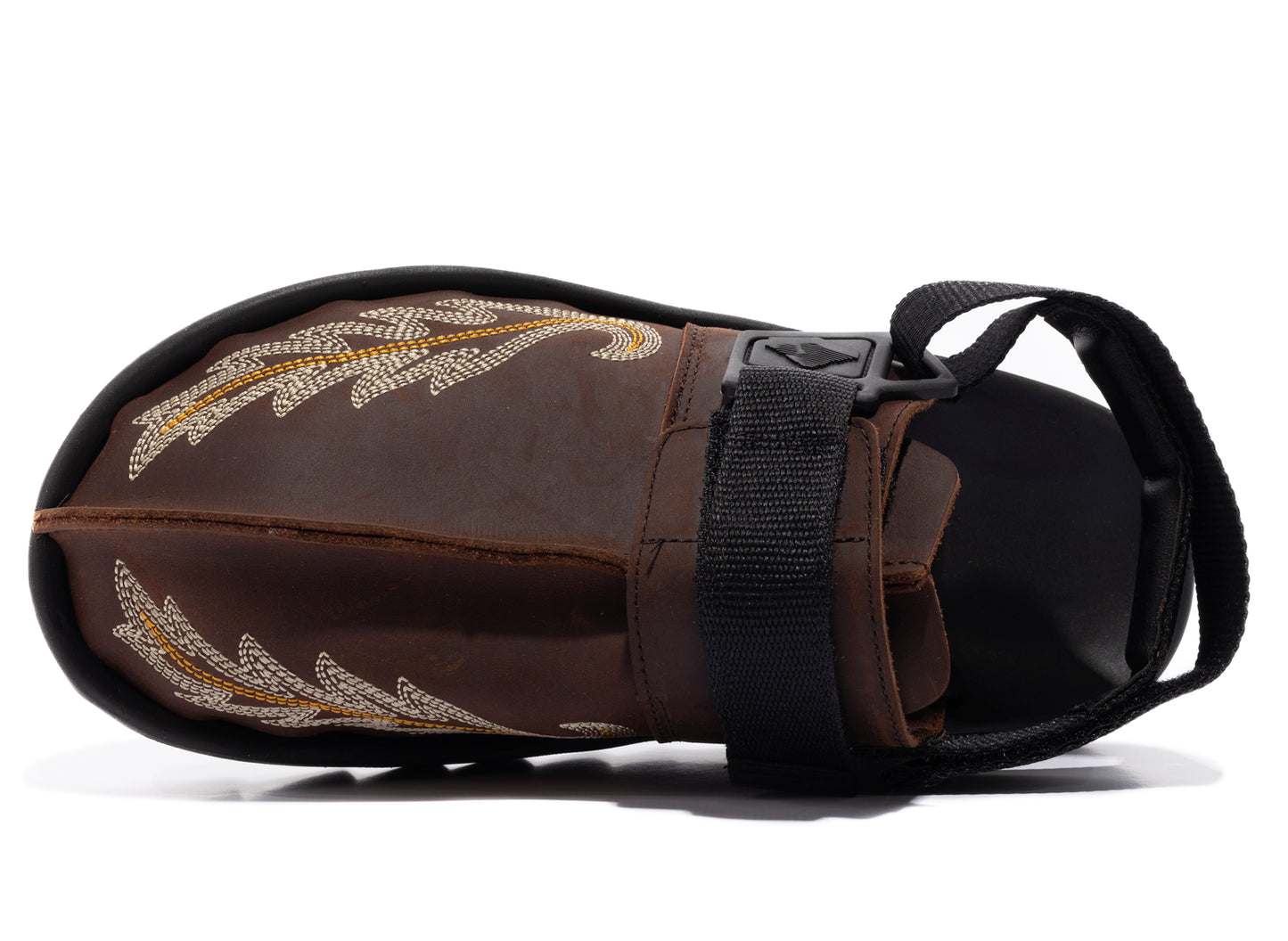 Reebok Beatnik 'Mountain Research' in Brush Brown
