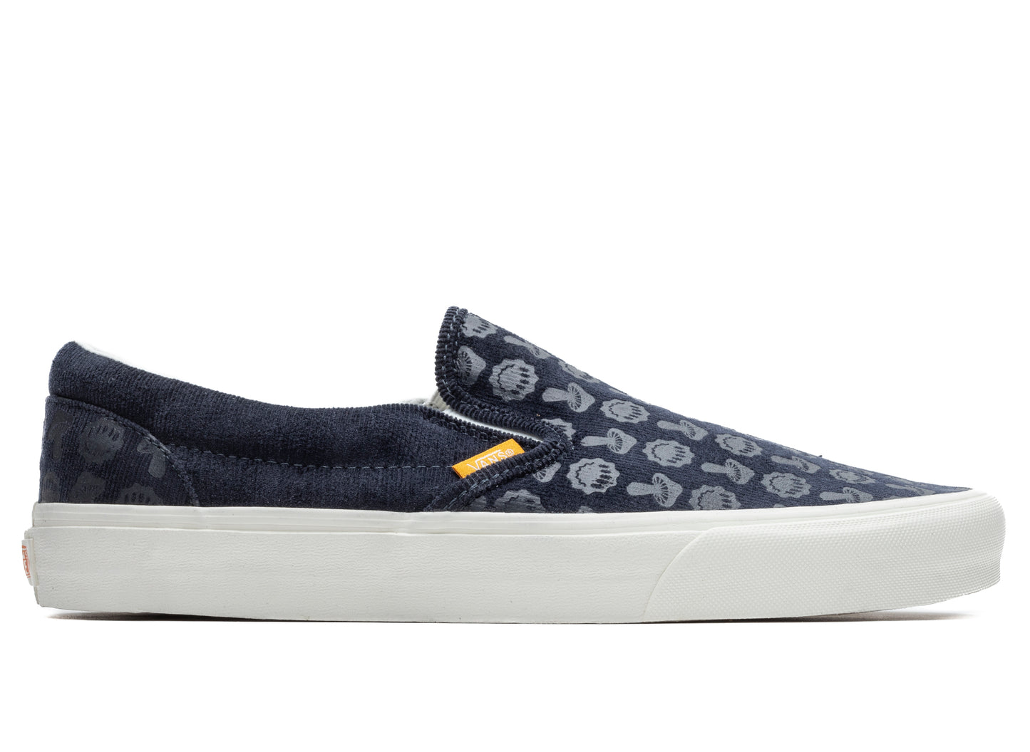 Vans Classic Slip-On 'Trippy Cord' in Navy / Multi