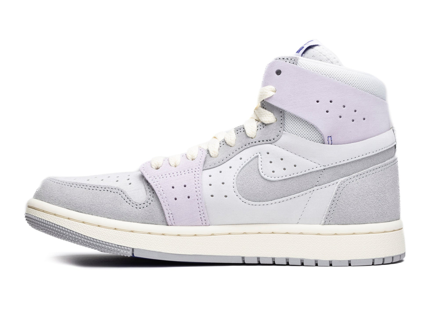 Women's Air Jordan 1 High Zoom Air Comfort 2 - view 3