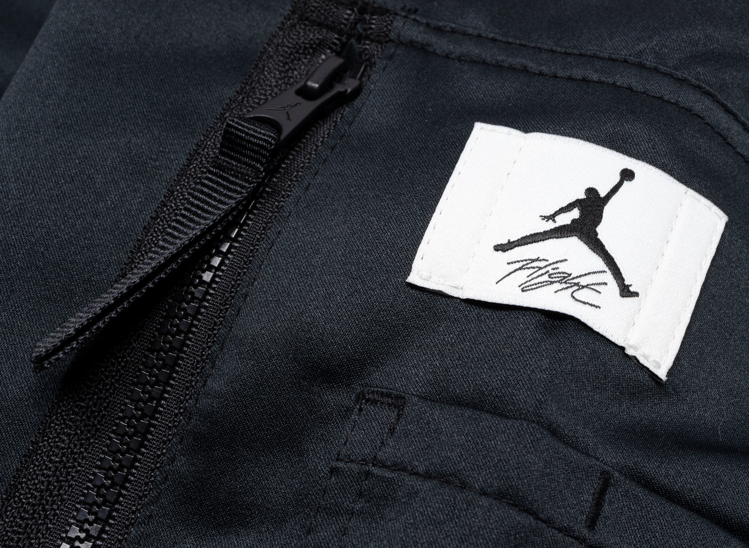 Women's Jordan Renegade Jacket - view 2