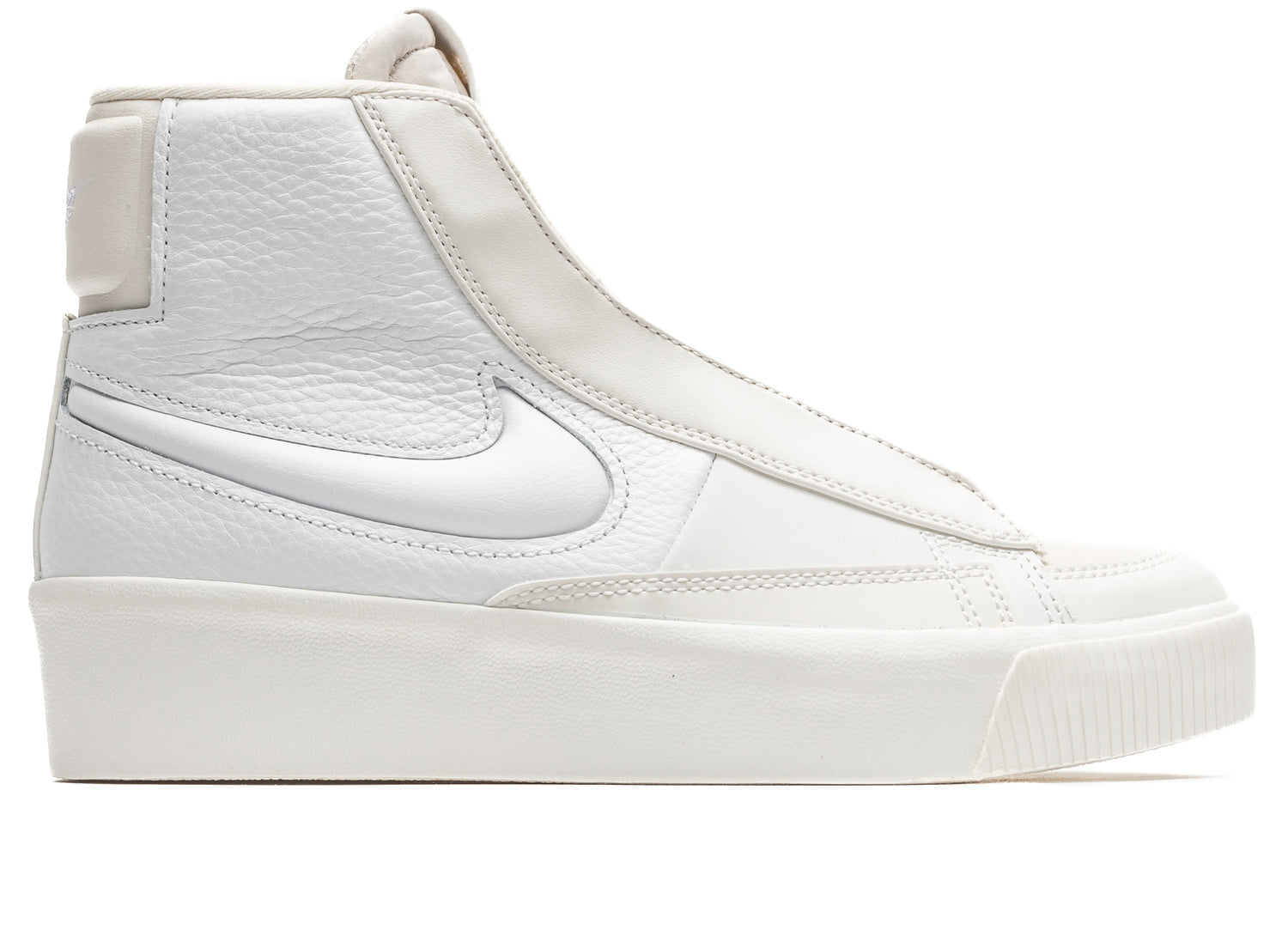 Women's Nike Blazer Mid Victory in Summit White / Phantom / Light Cream
