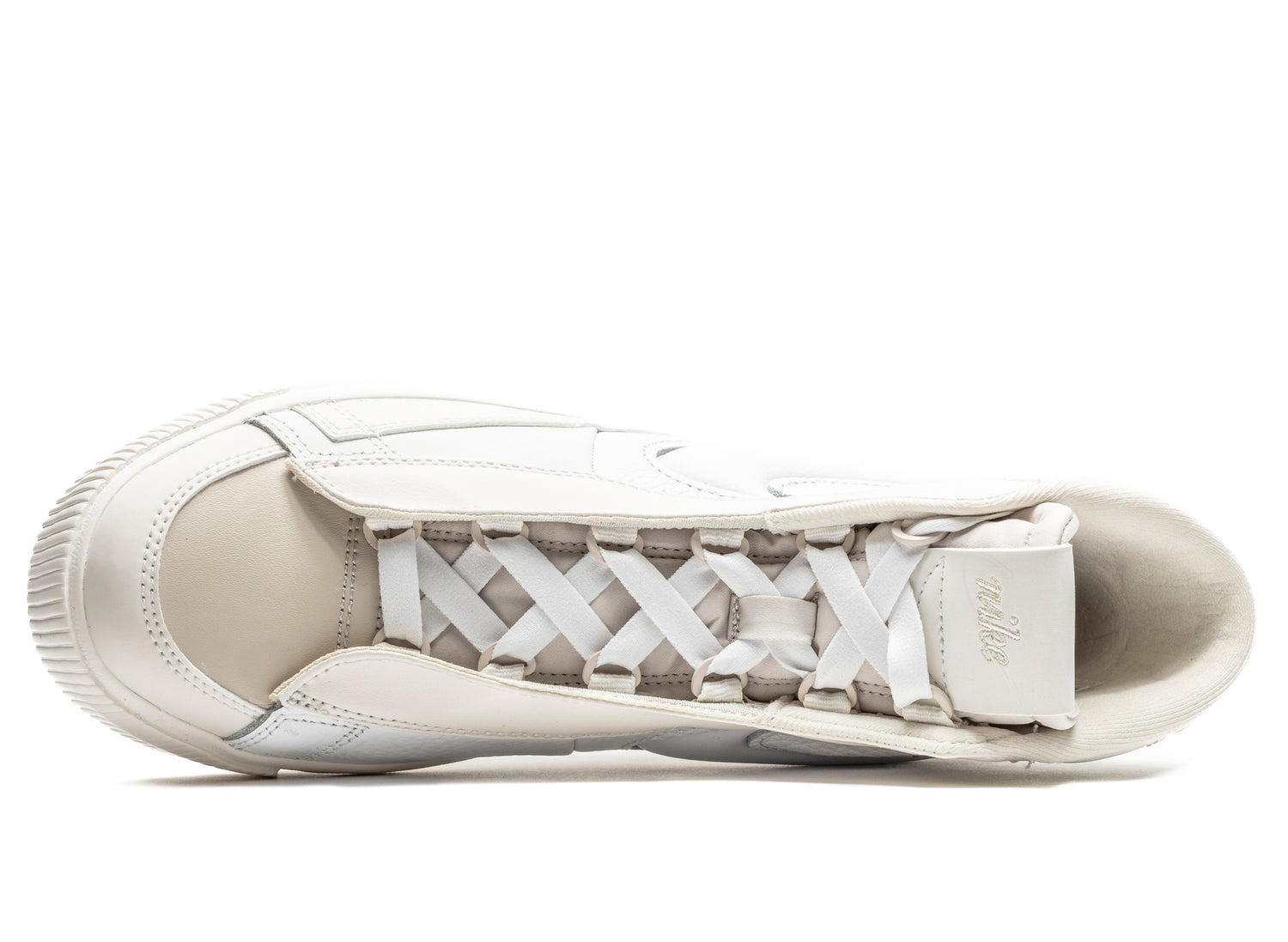 Women's Nike Blazer Mid Victory in Summit White / Phantom / Light Cream - view 4
