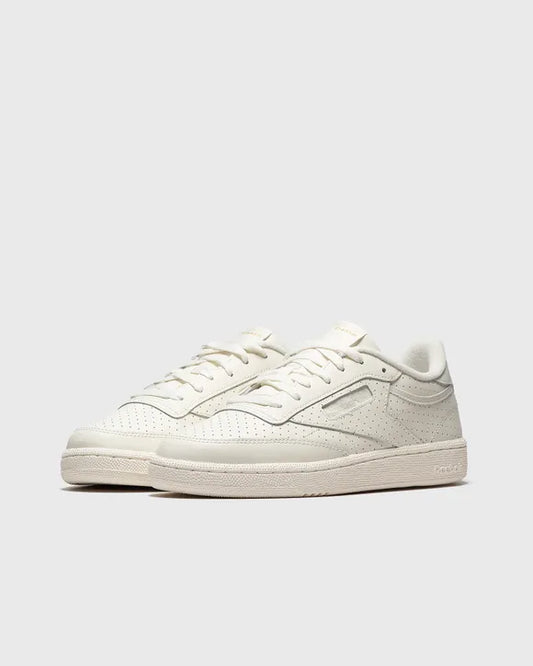 Women's Reebok Club C 85 in Chalk / Alabaster